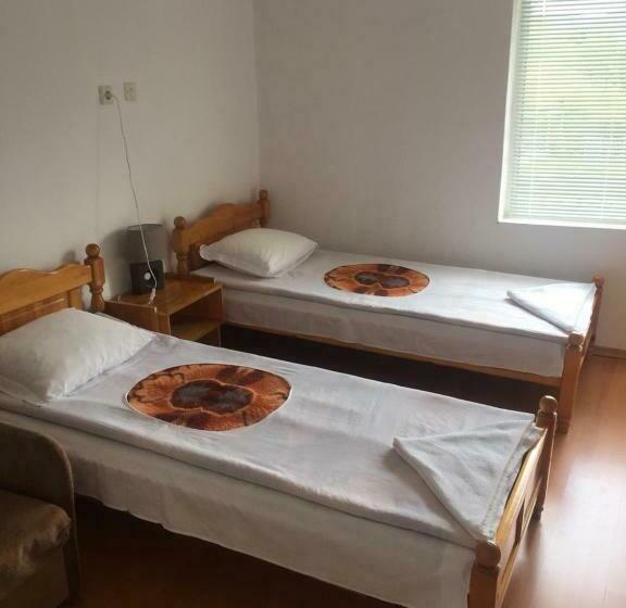 اتاق استاندارد, Guest House Shotarovi