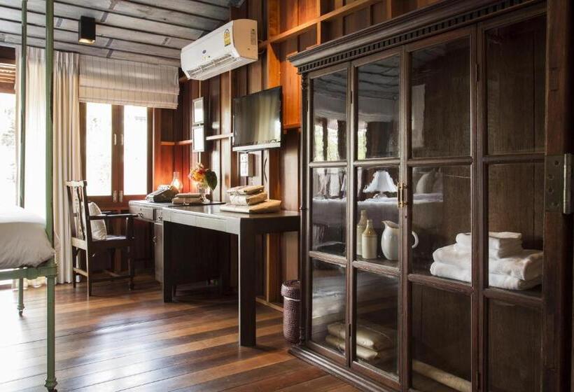 Suite with Terrace, Baan Luang Rajamaitri Historic Inn