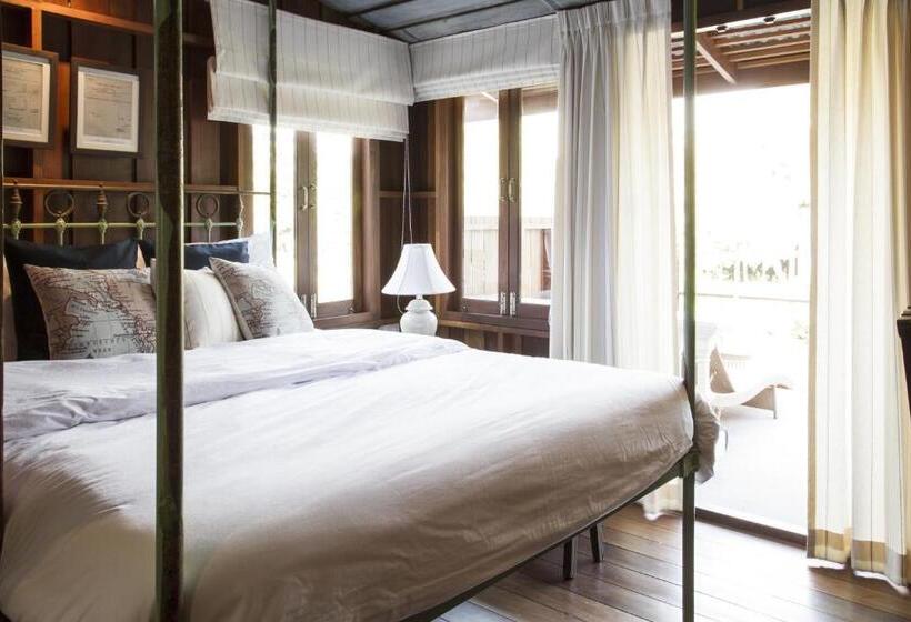 Suite with Terrace, Baan Luang Rajamaitri Historic Inn