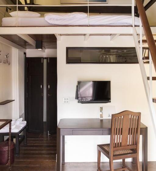استودیو استاندارد با بالکن, Baan Luang Rajamaitri Historic Inn