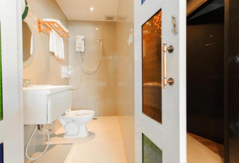 اتاق استاندارد, Cloud 9 Lodge