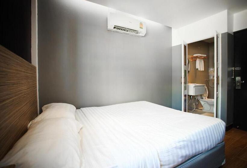 اتاق استاندارد, Cloud 9 Lodge