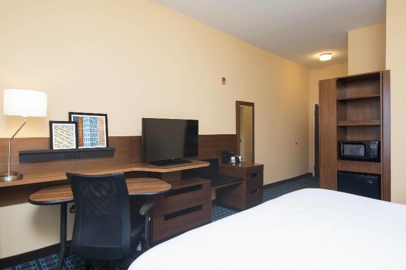 اتاق استاندارد با تخت بزرگ, Fairfield Inn & Suites By Marriott Jackson Clinton