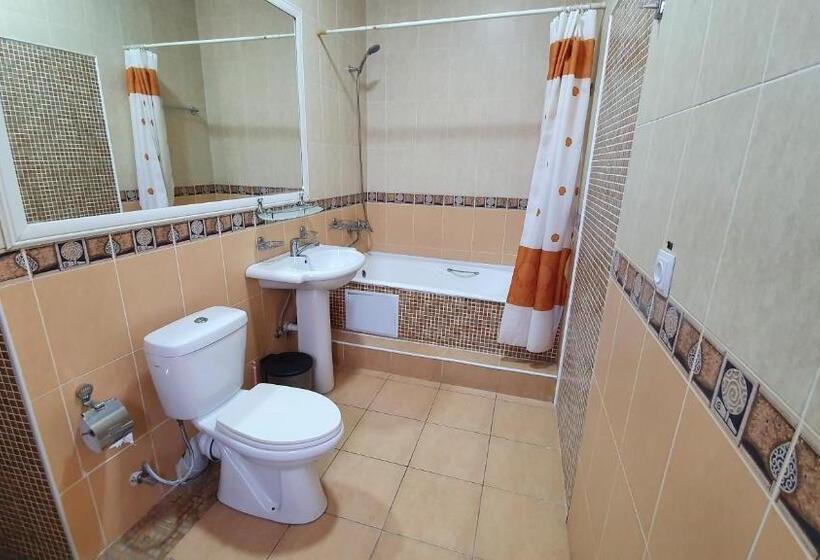 اتاق استاندارد سه نفره, Sarbon Hotel Tashkent