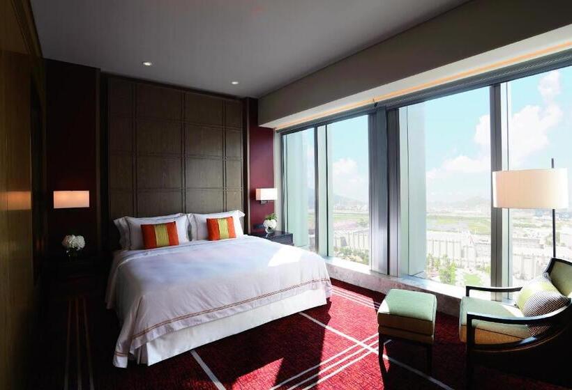 استودیوی استاندارد, Studio City