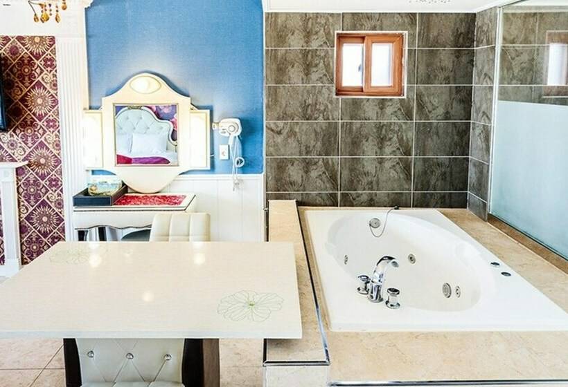 اتاق استاندارد با چشم‌انداز دریا, Jeju Cadelhas Resort