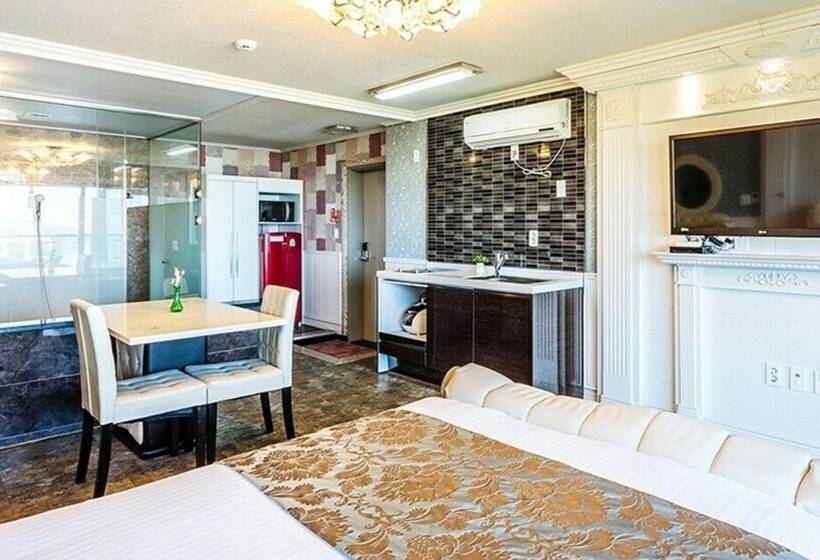 اتاق استاندارد با چشم‌انداز دریا, Jeju Cadelhas Resort