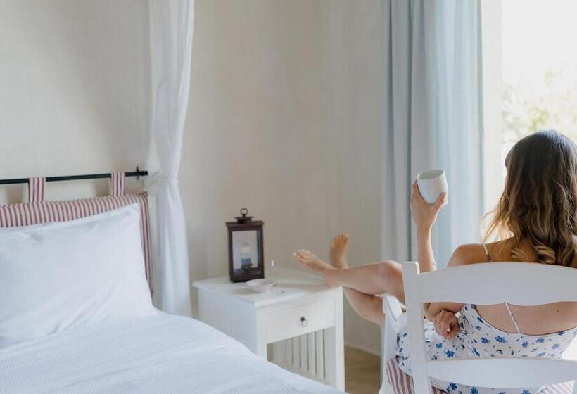 ویلای 3 خوابه با استخر, Village Heights Resort