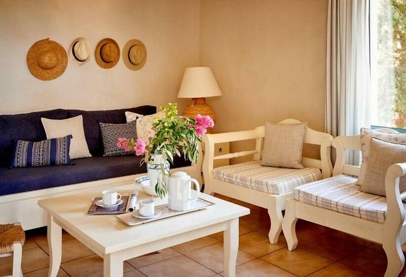 سوییت خانوادگی, Village Heights Resort