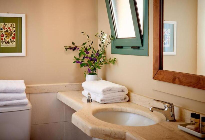 سوئیت 2 خوابه, Village Heights Resort