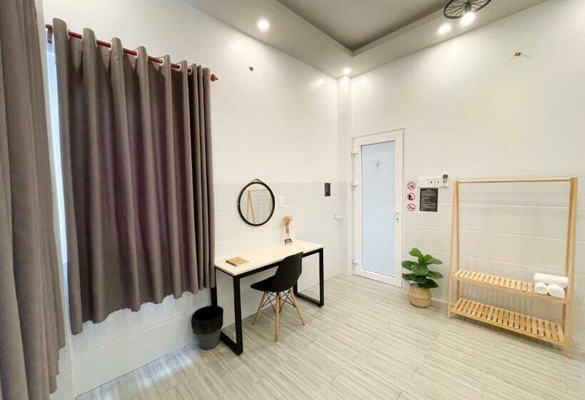 اتاق استاندارد, B Home