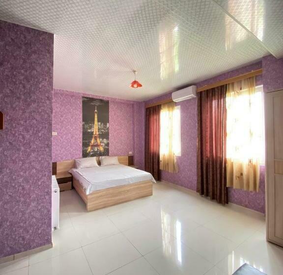 اتاق لوکس, Hostel Golden Fleece