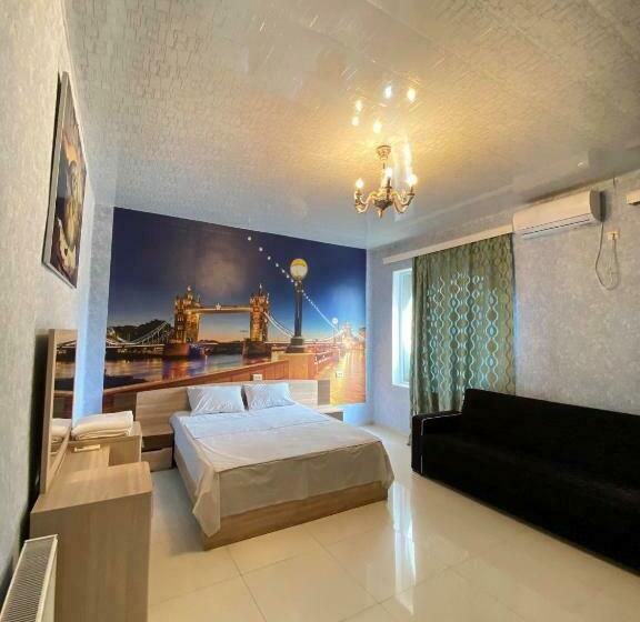 اتاق لوکس, Hostel Golden Fleece