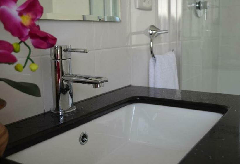 اتاق لوکس, Ellard Bed & Breakfast