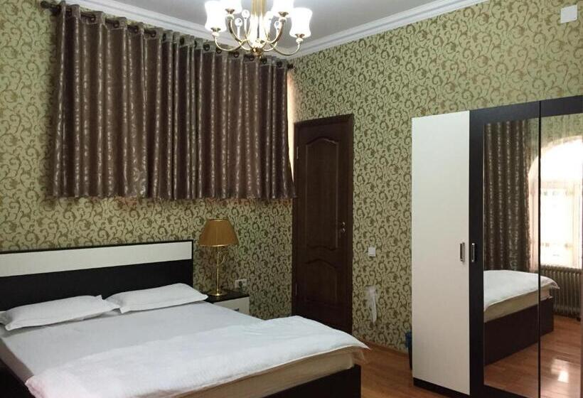 Superior Room King Size Bed, Hello Dushanbe Hostel