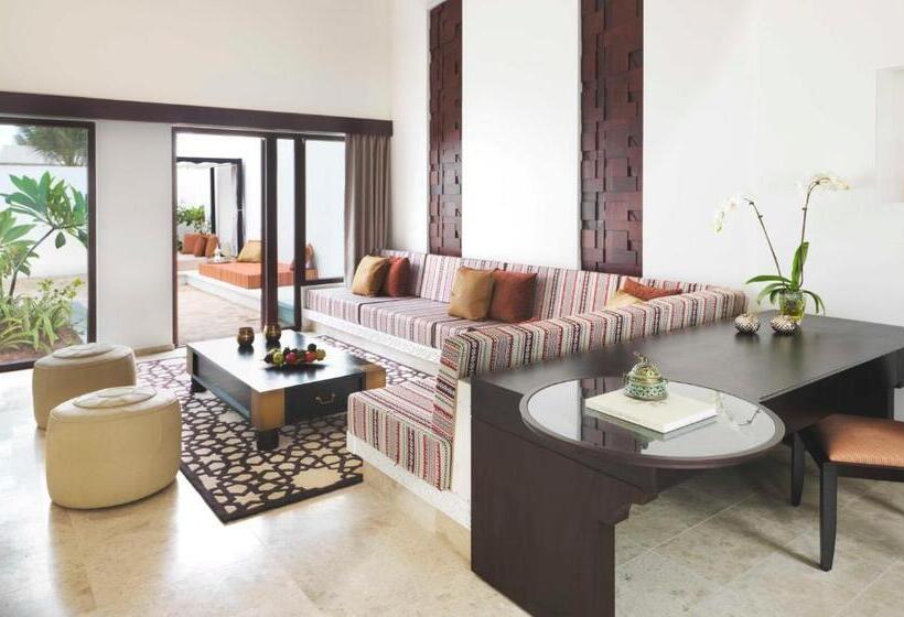 带花园景观和一个卧室的别墅, Al Baleed Resort Salalah By Anantara