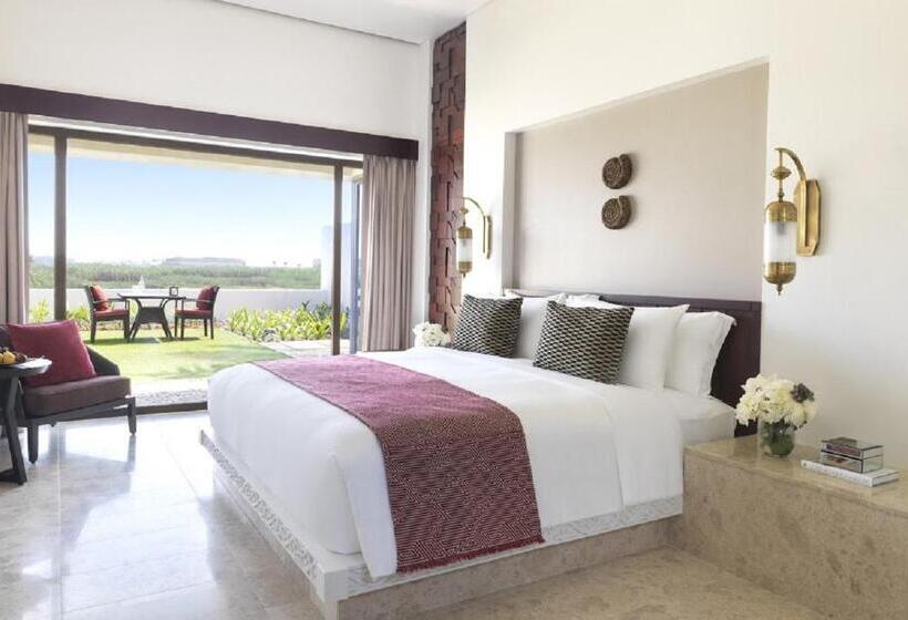 带花园景观和一个卧室的别墅, Al Baleed Resort Salalah By Anantara