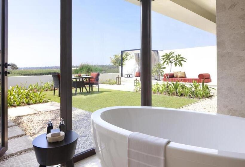 带花园景观和一个卧室的别墅, Al Baleed Resort Salalah By Anantara