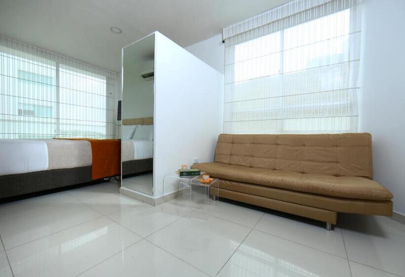 اتاق استاندارد سه نفره, Cabreromar By Geh Suites