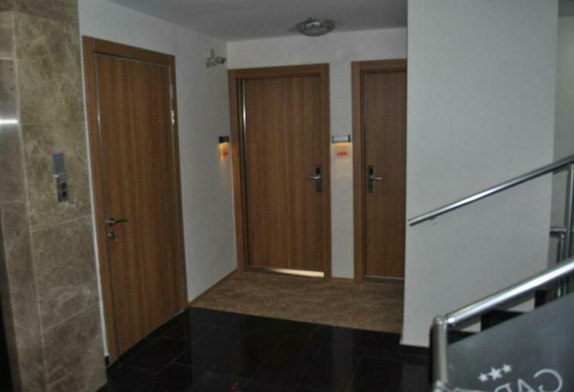 اتاق استاندارد, Garra