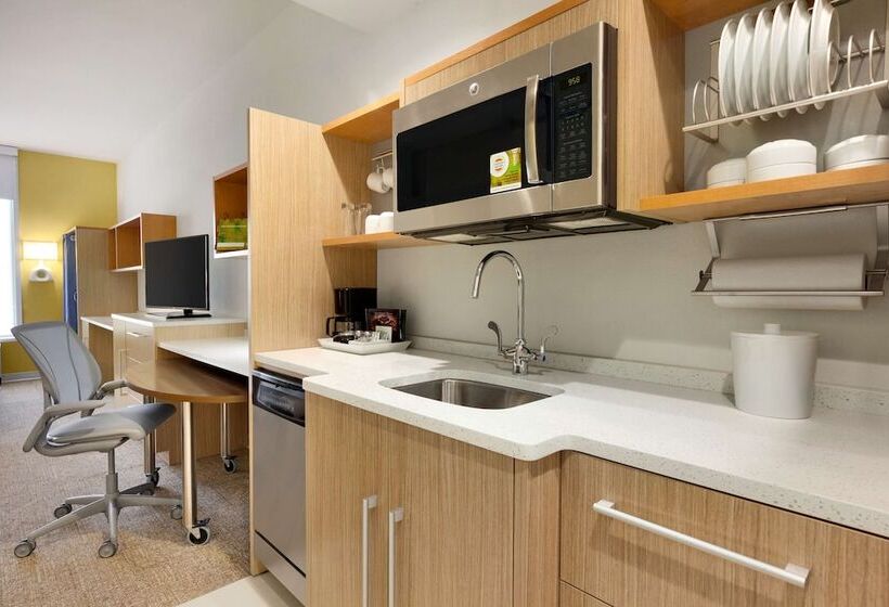 سوئیت برای معلولان, Home2 Suites By Hilton Destin