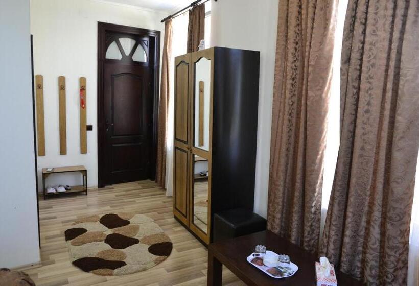 اتاق سوپریور سه تخته, Porto Franco Residence