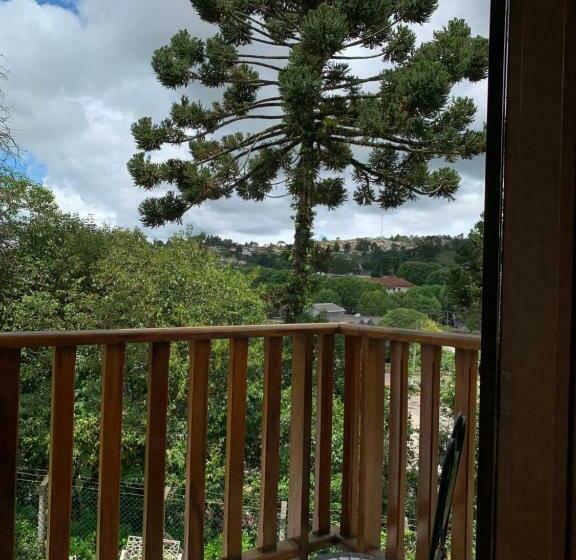 اتاق لوکس با بالکن, Pousada Vila Floratta