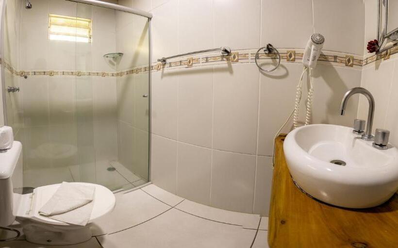 اتاق لوکس, Pousada Vila Floratta