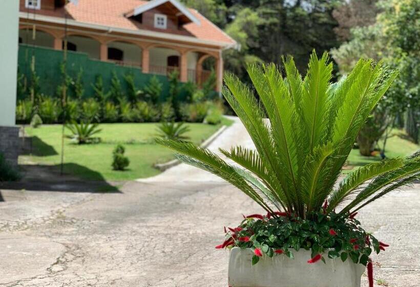 اتاق لوکس, Pousada Vila Floratta