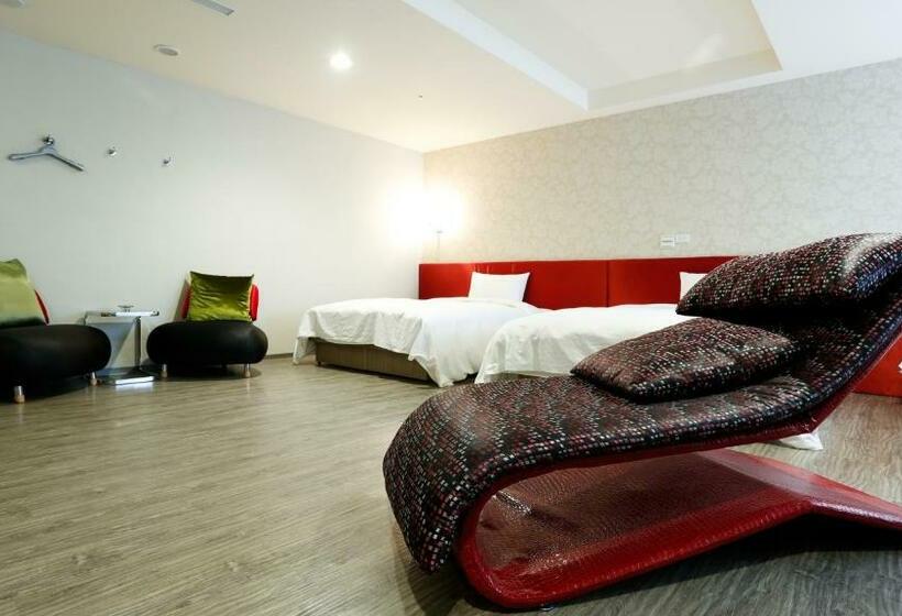 اتاق لوکس خانوادگی, Walker Hotel   Zhengyi