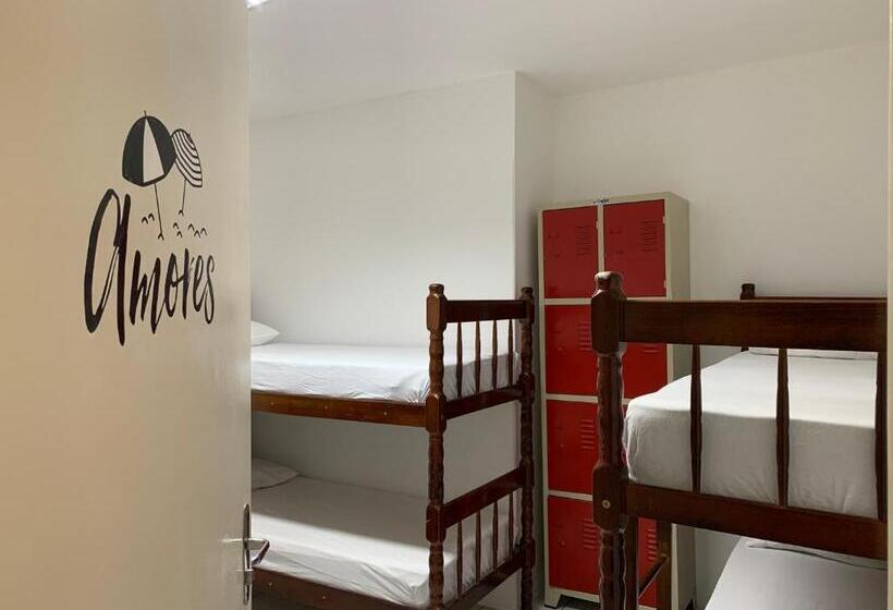 تختخواب در اتاق مشترک, Positive Hostel
