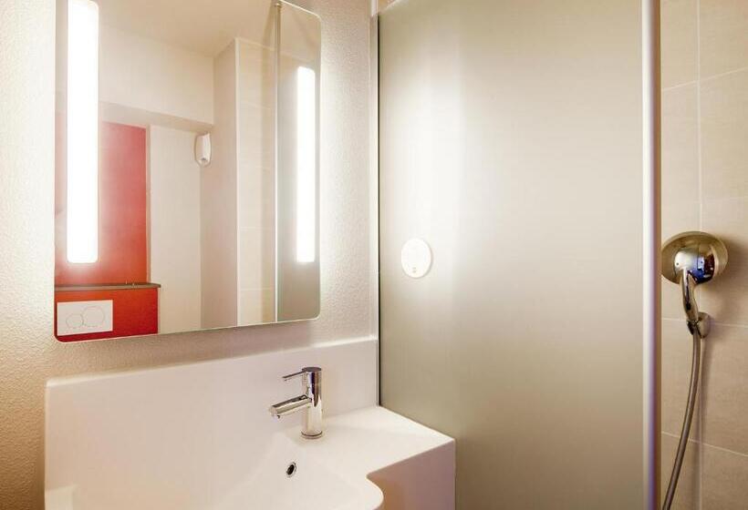 اتاق استاندارد سه نفره, B&b Hotel Paris Est Bobigny Université