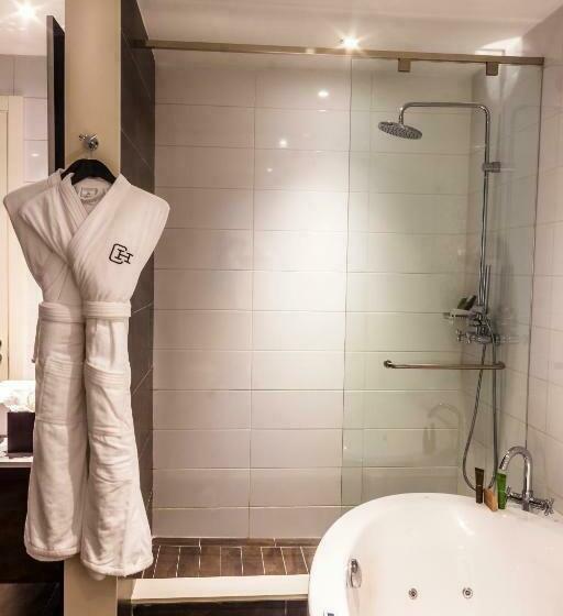 سوییت جونیور, Central Hotel Panama Casco Viejo