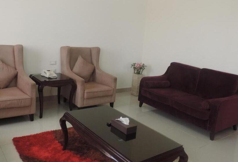 سوییت اجرایی, Crown Hotel Juba