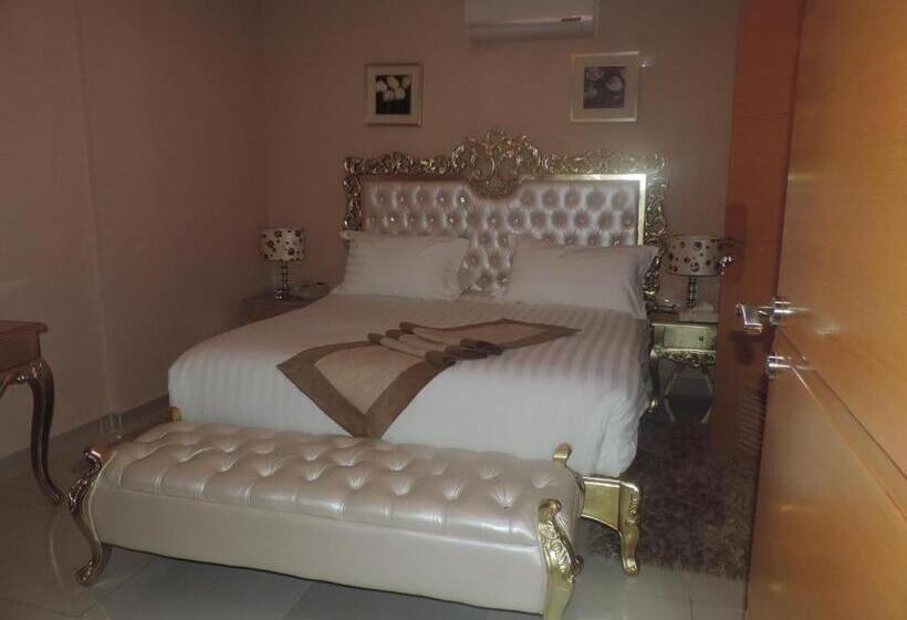 سوئیت پرزیدنت, Crown Hotel Juba