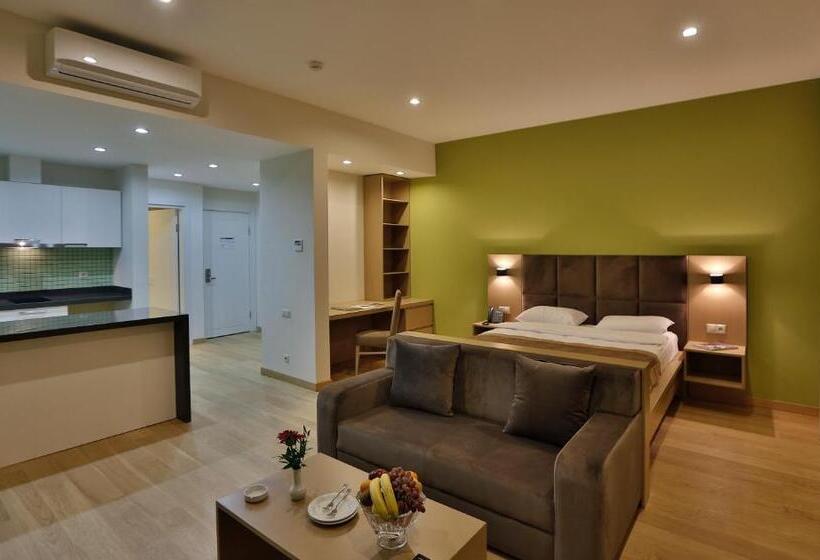 استودیو استاندارد با چشم‌انداز باغ, Homebridge Hotel Apartments