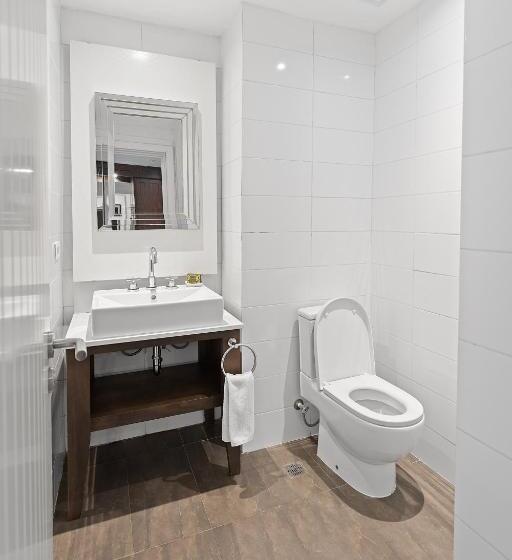 سوئیت پرزیدنت, Central Hotel Panama Casco Viejo