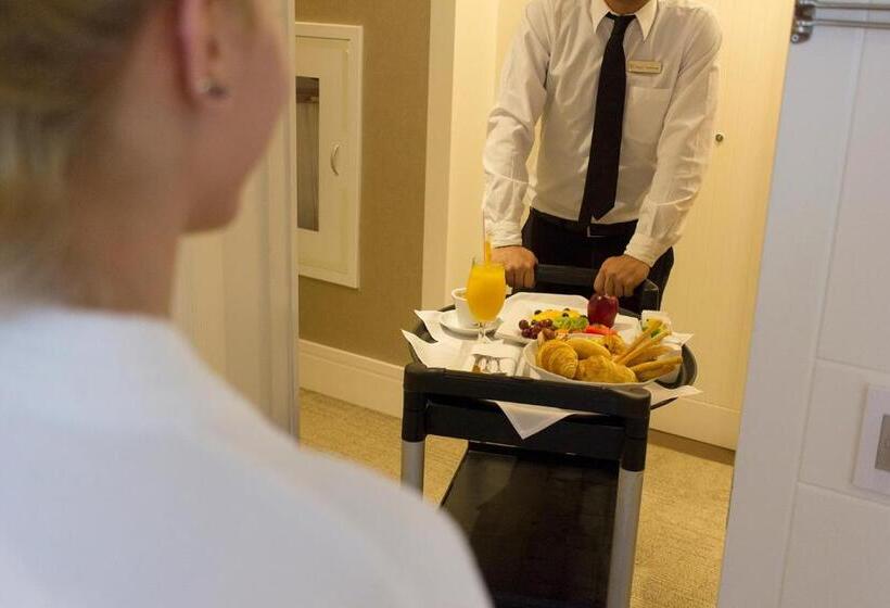 سوئیت پرزیدنت, Central Hotel Panama Casco Viejo