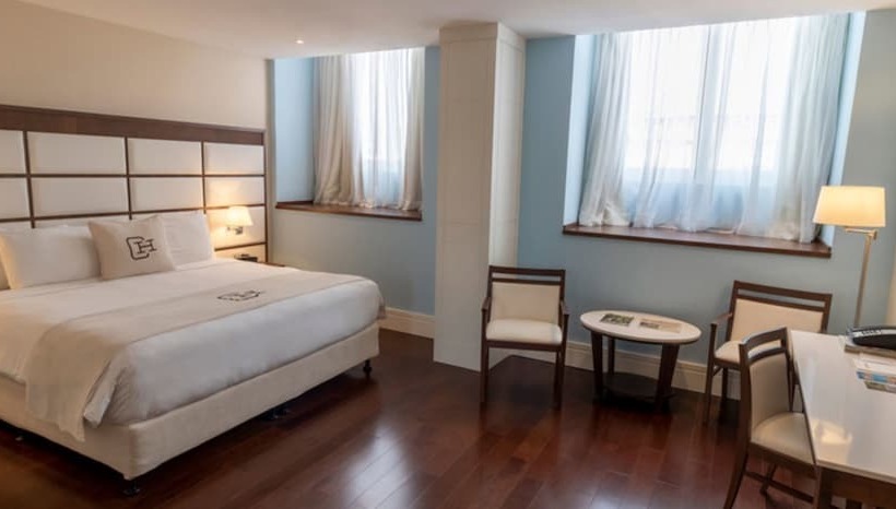 سوییت جونیور, Central Hotel Panama Casco Viejo