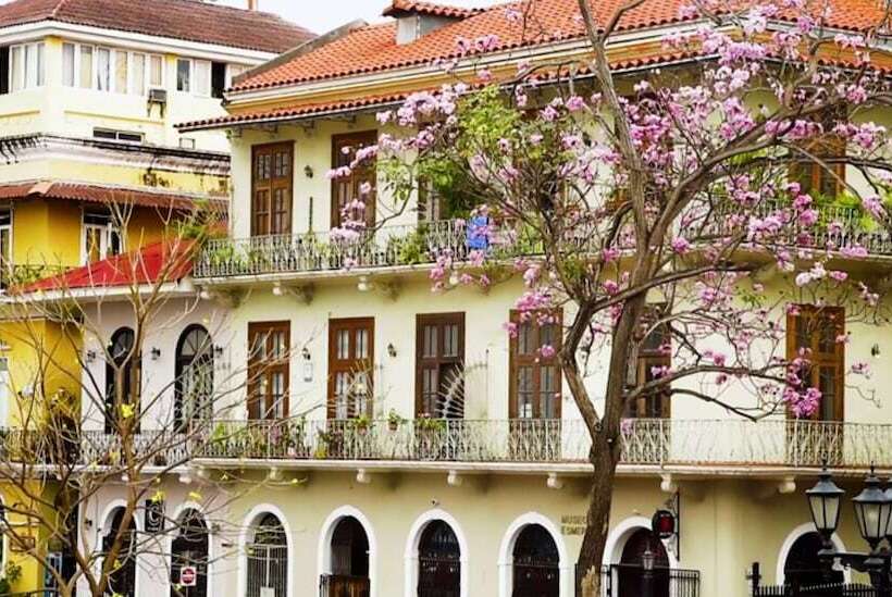 سوئیت پرزیدنت, Central Hotel Panama Casco Viejo