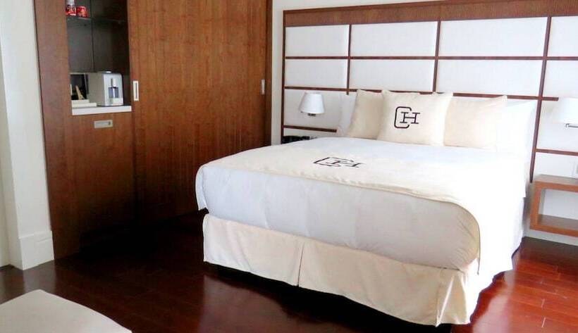 سوئیت پرزیدنت, Central Hotel Panama Casco Viejo