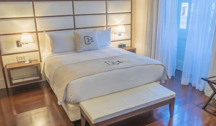 سوئیت پرزیدنت, Central Hotel Panama Casco Viejo