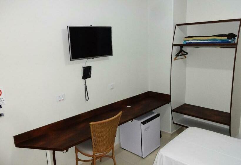 اتاق استاندارد, Monte Carlo Uberlândia