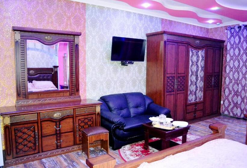 اتاق لوکس, Shohkand