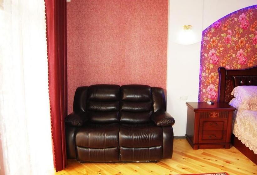 استودیو خانوادگی, Shohkand