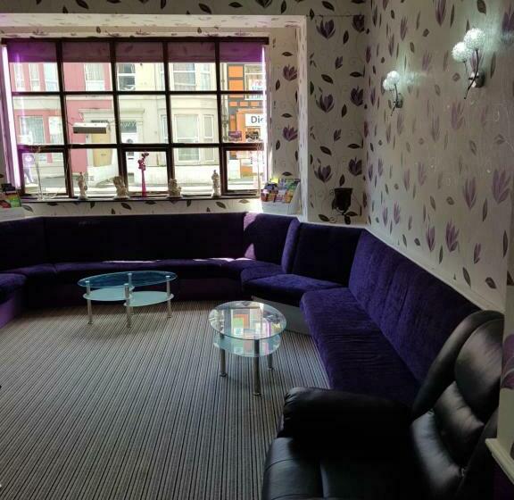 اتاق استاندارد با سرویس بهداشتی مشترک, The Trentham