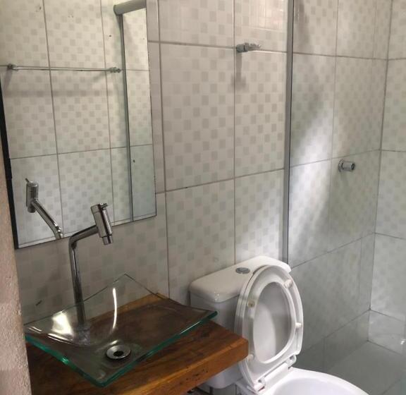 سوییت, Reges Hostel