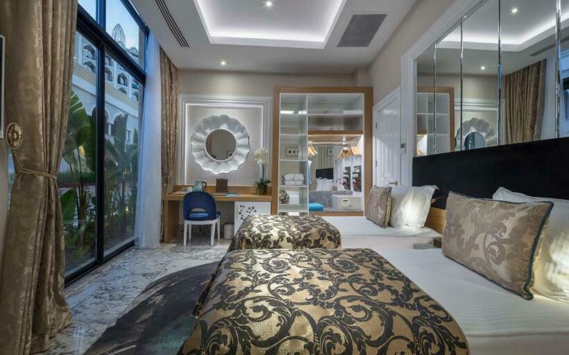 Villa 1 Slaapkamer met zwembad, Granada Luxury Belek  Kids Concept