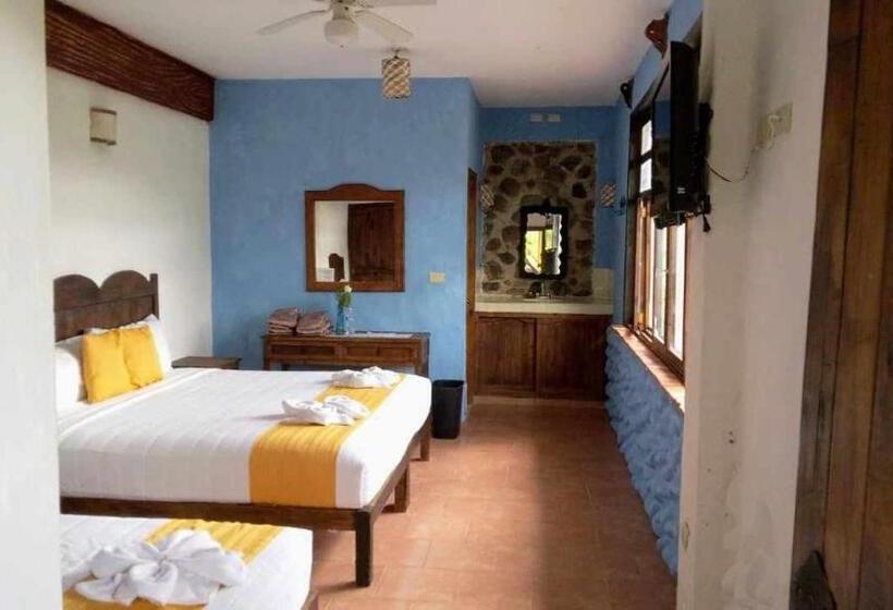 اتاق استاندارد سه نفره, Posada La Querencia