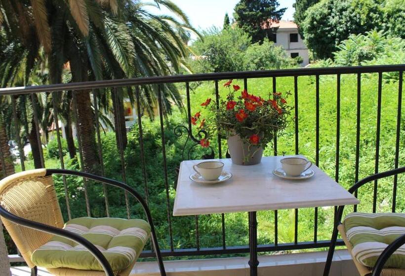 Standard Room with Balcony Side Sea View, Swiss Residence Montenegro